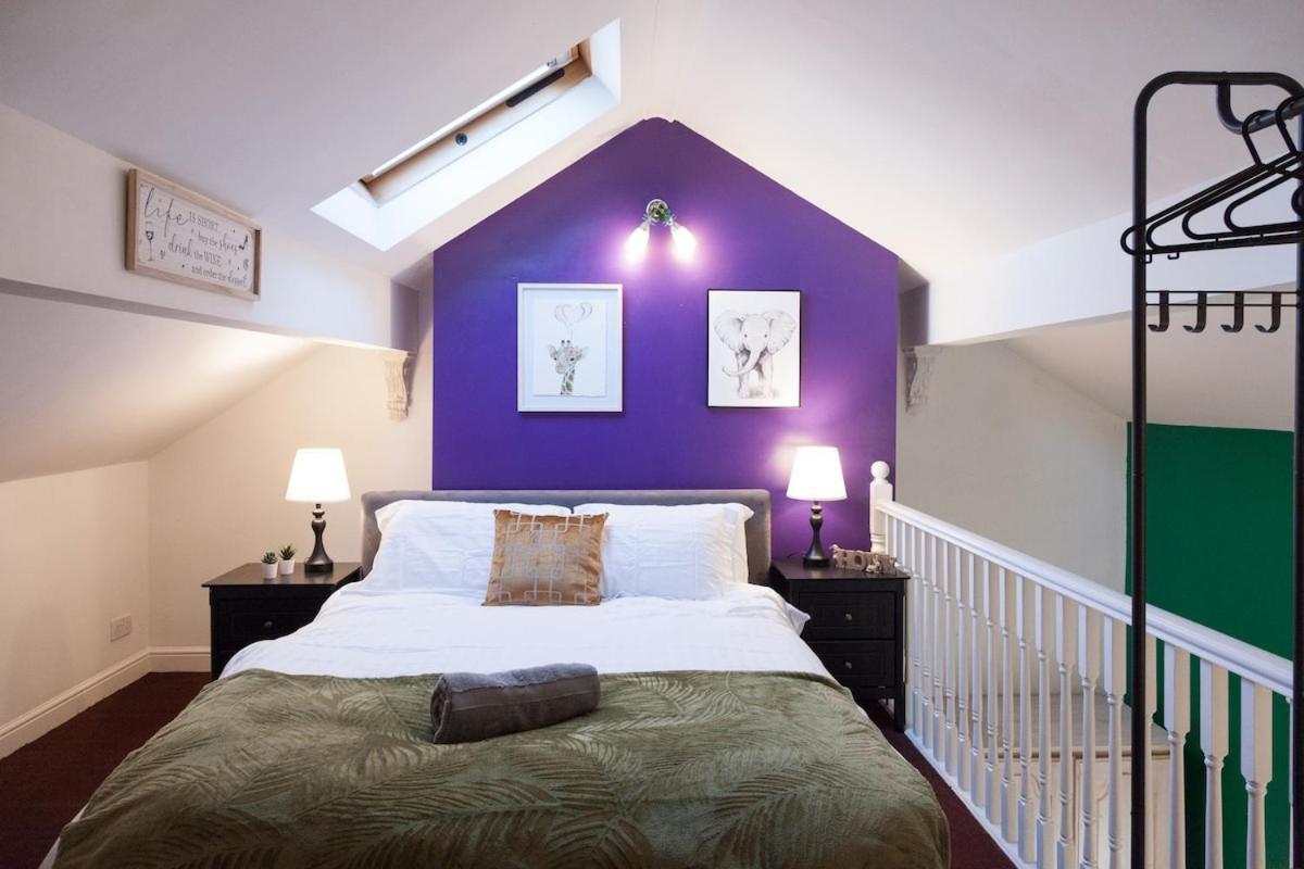 Victorian Elegance At Kingscliffe, Sleeps 17 Manchester Exterior foto