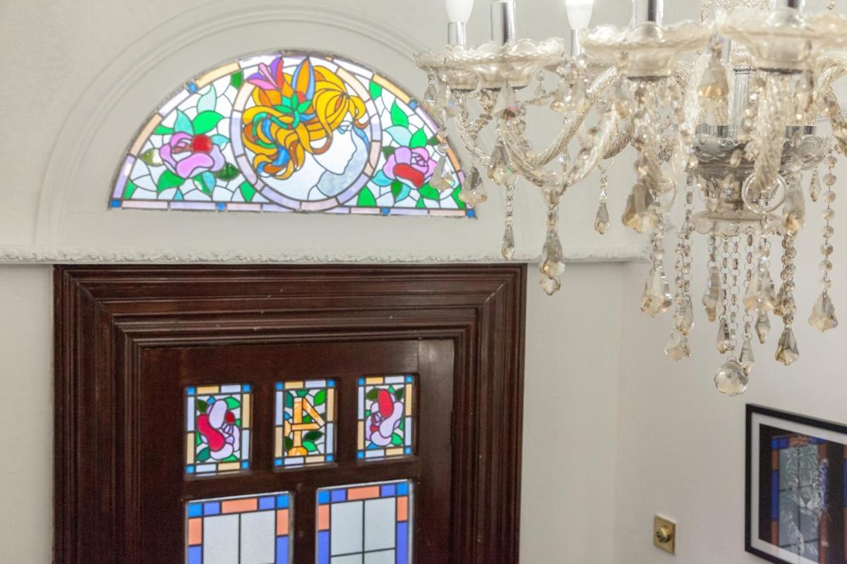 Victorian Elegance At Kingscliffe, Sleeps 17 Manchester Exterior foto